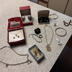 Elegant Gold and Silver Jewelry Set